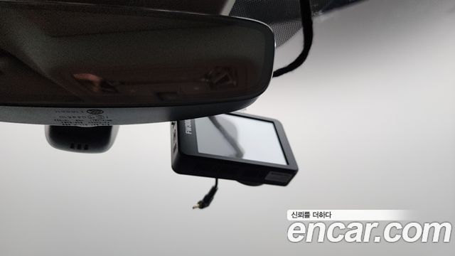 Audi Q3 2023 — photo 33