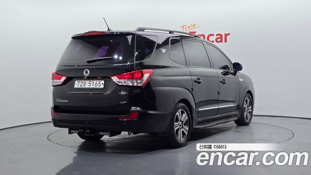 KG Mobility KORANDO 2015 — photo 2