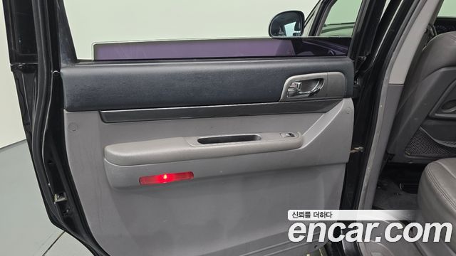 KG Mobility KORANDO 2015 — photo 15