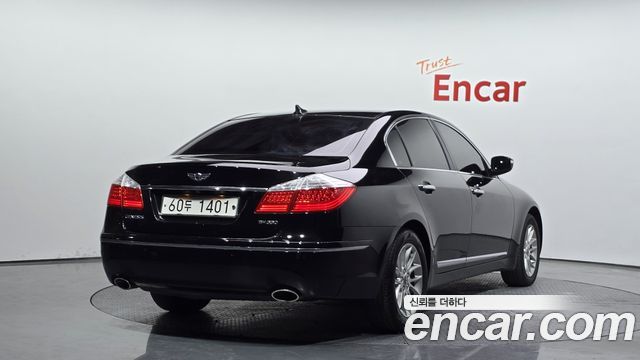 Hyundai Genesis 2010 — photo 2