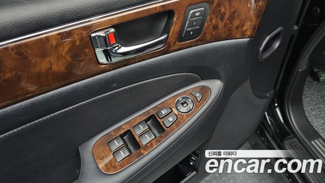 Hyundai Genesis 2010 — photo 20