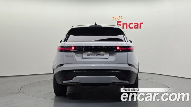 Land Rover Range Rover Velar 2026 — photo 6