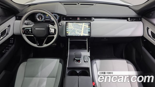 Land Rover Range Rover Velar 2026 — photo 9