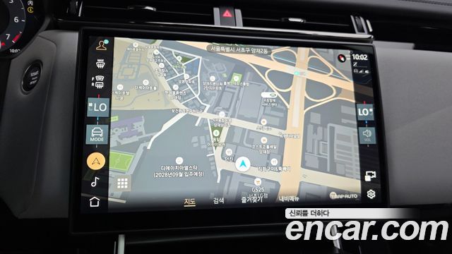 Land Rover Range Rover Velar 2026 — photo 11