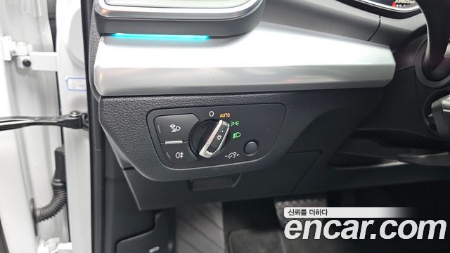 Audi Q5 2022 — photo 22