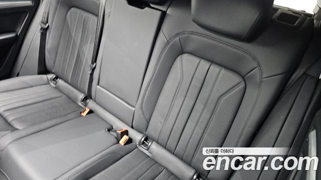 Audi Q5 2022 — photo 34