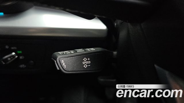 Audi Q5 2022 — photo 35