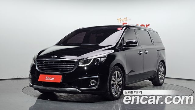 Kia Canival 2018 — photo 1