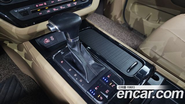 Kia Canival 2018 — photo 9
