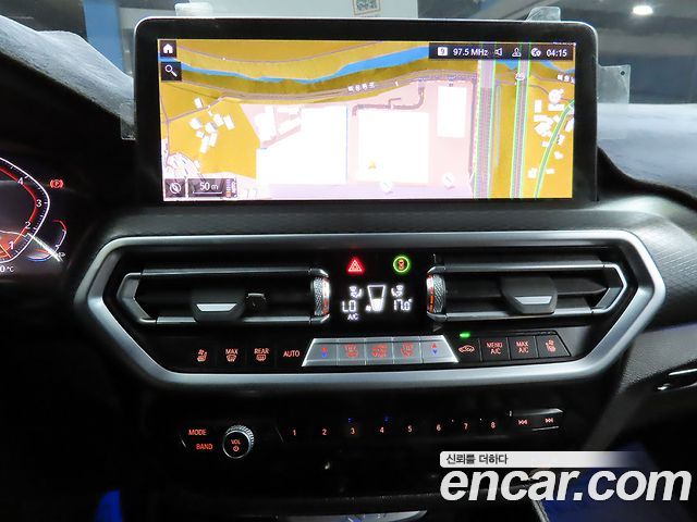 BMW X4 2023 — photo 11