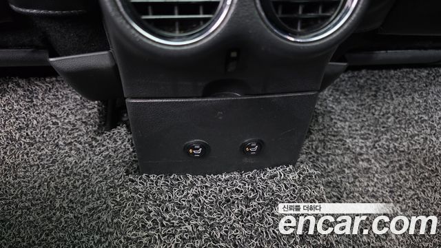 Peugeot 308 2013 — photo 17