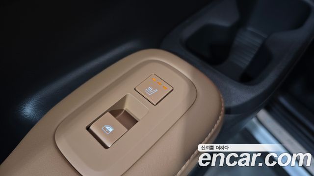 Hyundai Santafe 2025 — photo 17