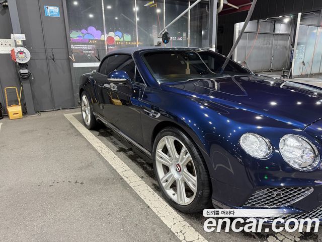 Bentley Continental 2016 — photo 2