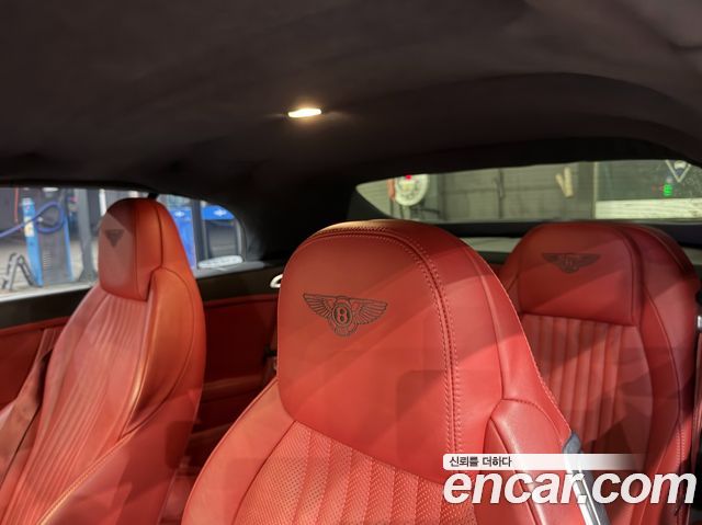 Bentley Continental 2016 — photo 6