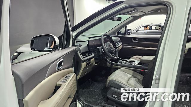 Kia Canival 2024 — photo 13