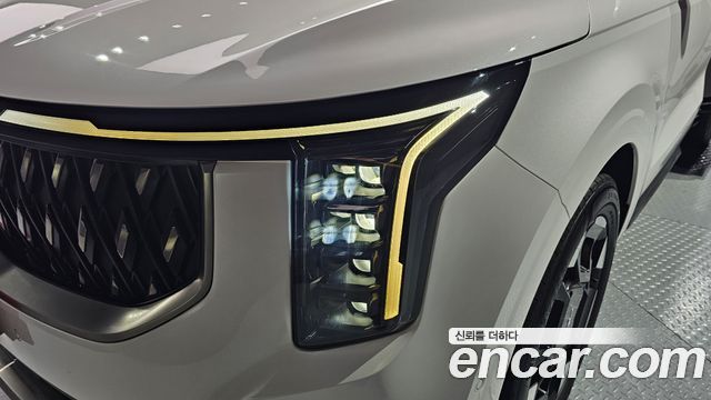 Kia Canival 2024 — photo 8