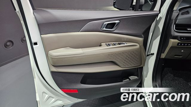 Kia Canival 2024 — photo 15