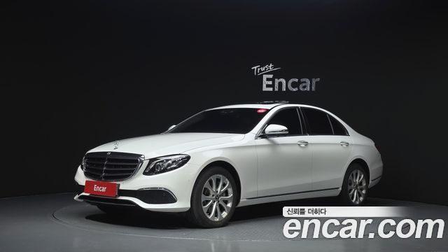 Mercedes-Benz E-Class 2018 — photo 1