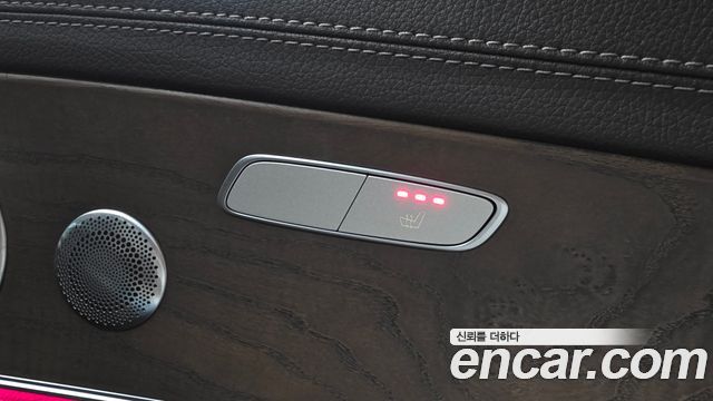 Mercedes-Benz E-Class 2018 — photo 35