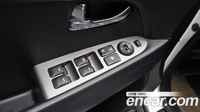 Kia Sportage 2016 — photo 23