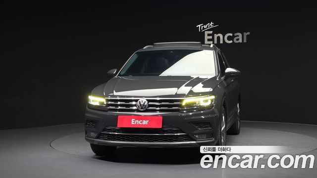 Volkswagen Tiguan 2018 — photo 3