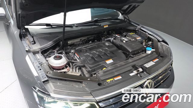 Volkswagen Tiguan 2018 — photo 6