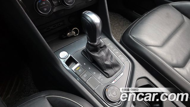 Volkswagen Tiguan 2018 — photo 9