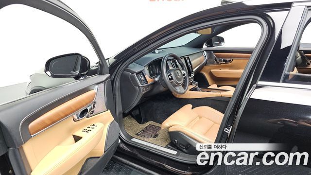 Volvo S90 2018 — photo 10