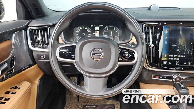 Volvo S90 2018 — photo 13