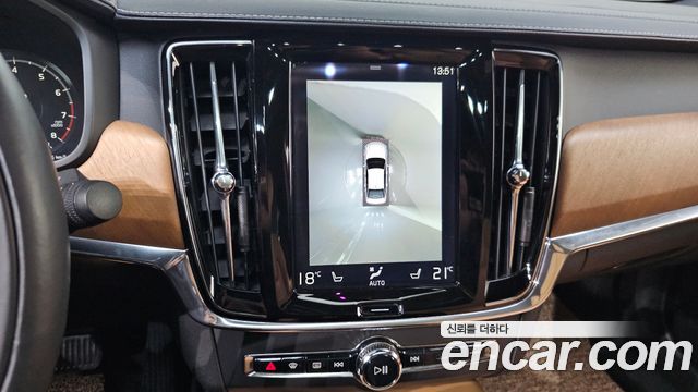 Volvo S90 2018 — photo 14
