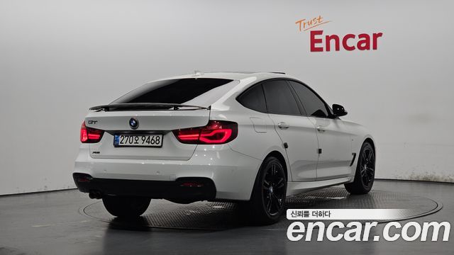 BMW Gran Turismo 2021 — photo 2