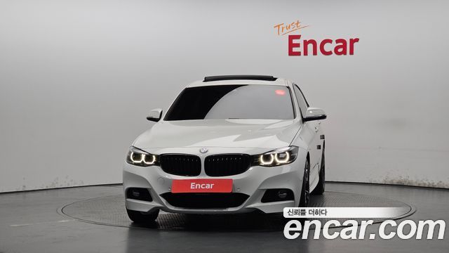 BMW Gran Turismo 2021 — photo 3