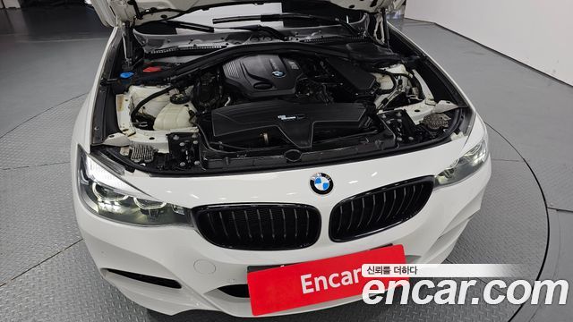 BMW Gran Turismo 2021 — photo 6