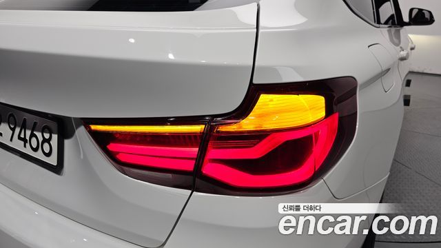 BMW Gran Turismo 2021 — photo 9