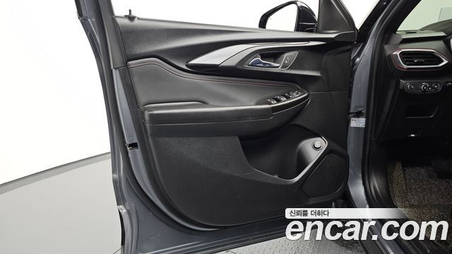 Chevrolet Korea Trailblazer 2022 — photo 14