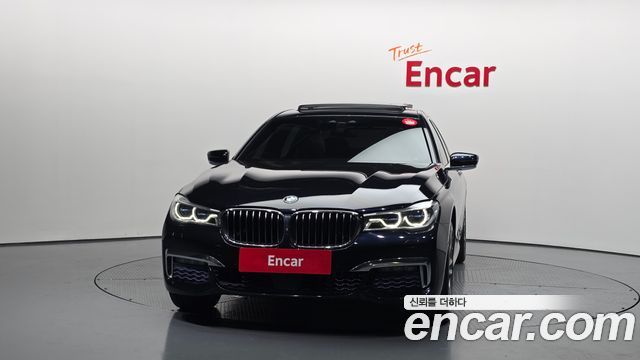 BMW 7-Series 2017 — photo 3