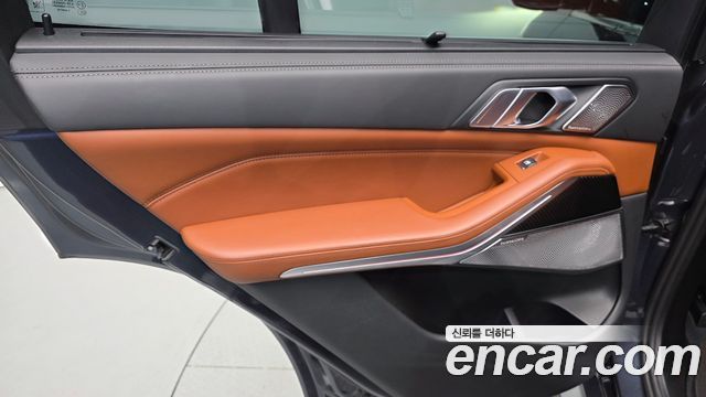 BMW X5 2022 — photo 15