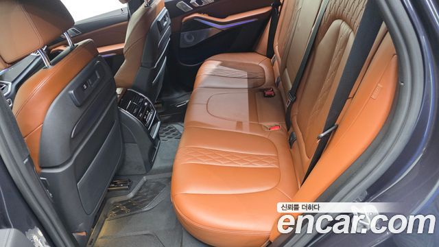 BMW X5 2022 — photo 28