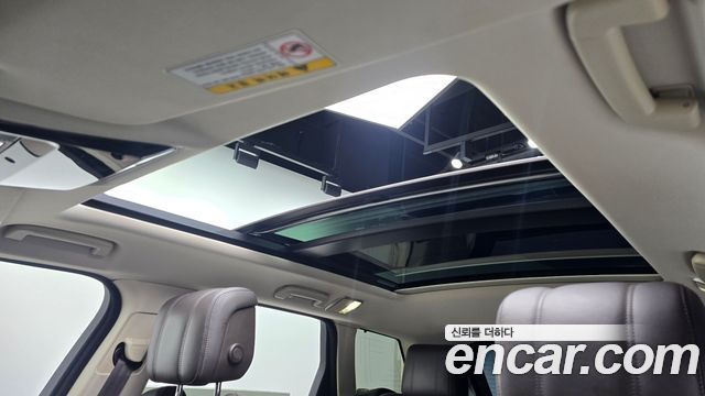 Land Rover Range Rover Sport 2019 — photo 23