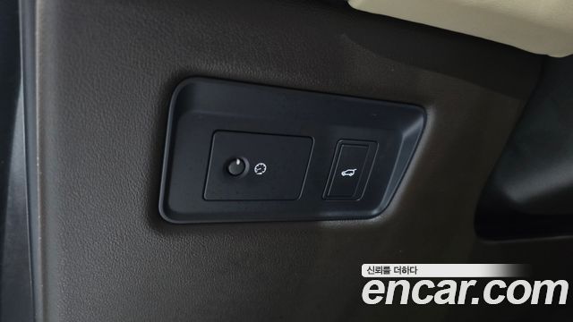 Land Rover Range Rover Sport 2019 — photo 29