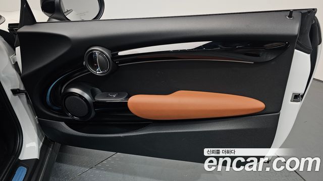 Mini Cooper 2024 — photo 15