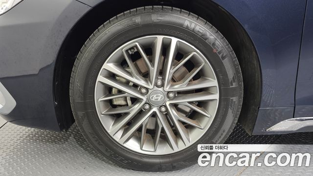 Hyundai Grandeur 2017 — photo 5