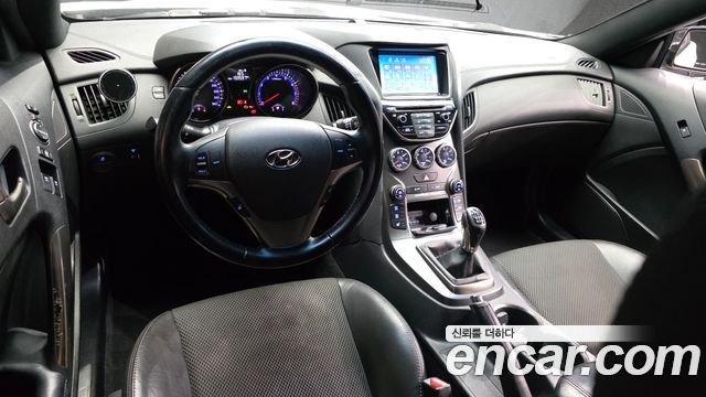 Hyundai Genesis 2012 — photo 7