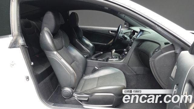 Hyundai Genesis 2012 — photo 11