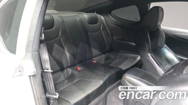 Hyundai Genesis 2012 — photo 12