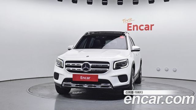 Mercedes-Benz GLB-Class 2021 — photo 3