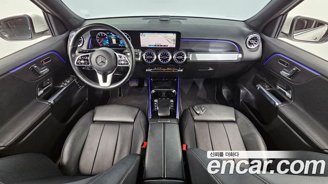 Mercedes-Benz GLB-Class 2021 — photo 10