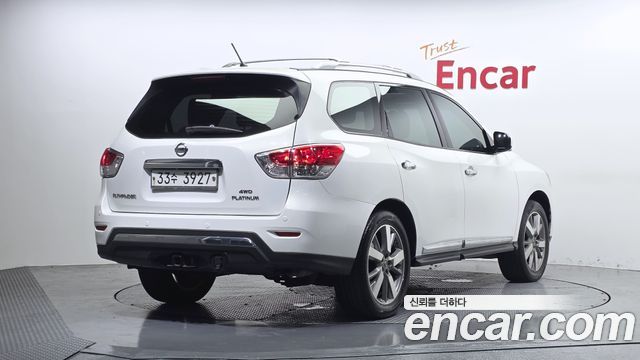 Nissan Pathfinder 2014 — photo 2