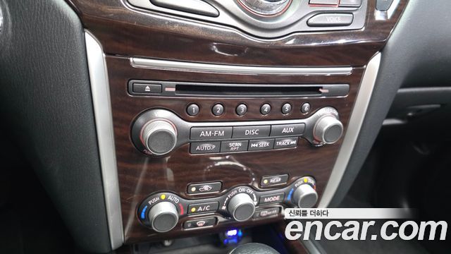 Nissan Pathfinder 2014 — photo 16