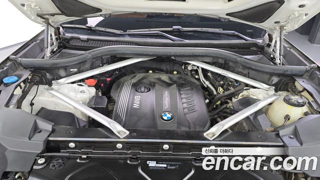 BMW X5 2019 — photo 6